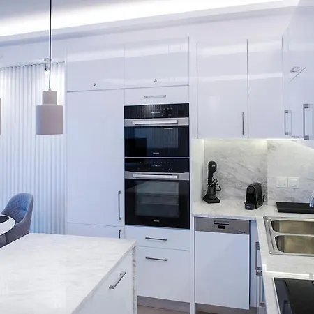 A Vacation Dream In Front Of The Sea Apartment Kalamata
