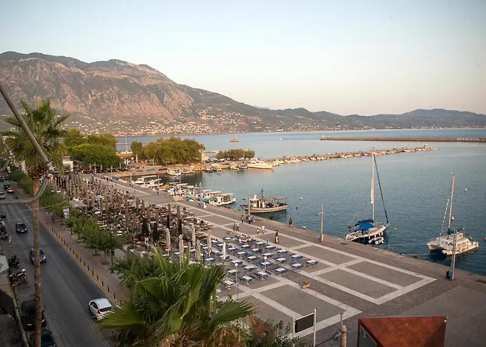 A Vacation Dream In Front Of The Sea *